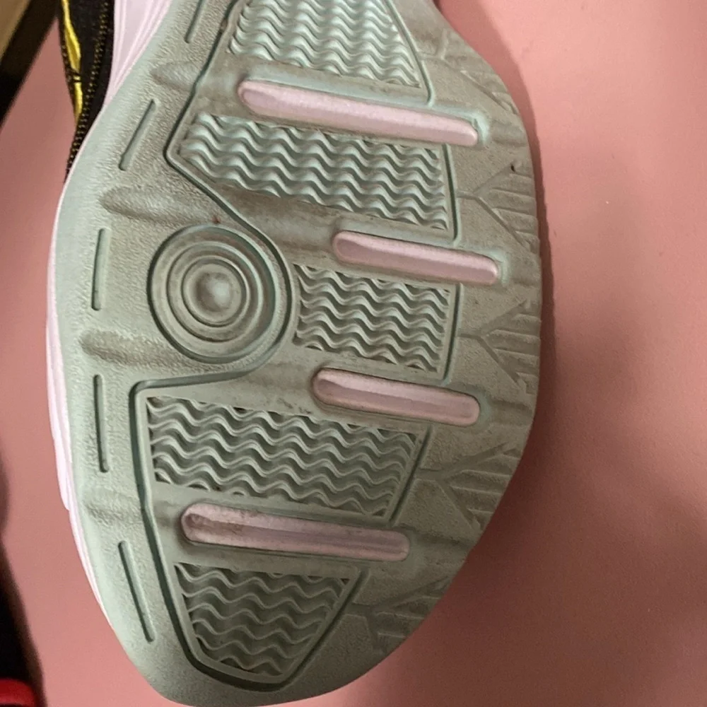 Nike women’s techno